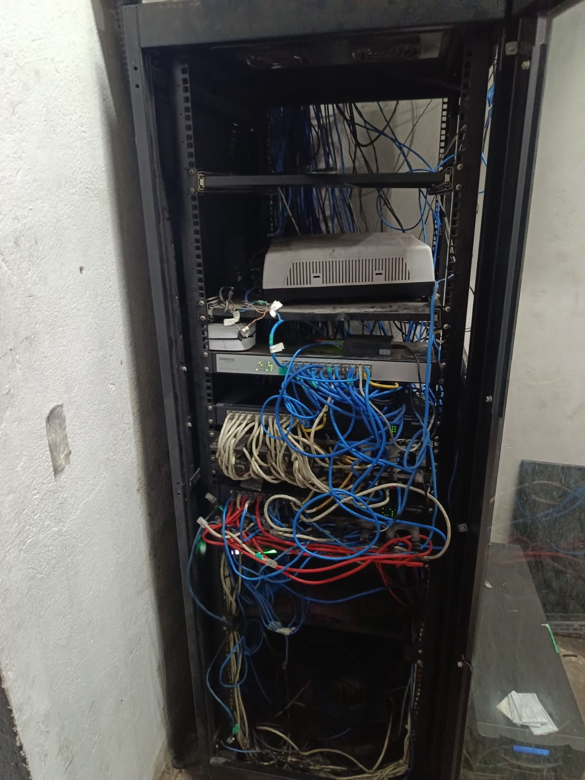 Rack antes da intervenção